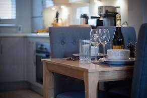 Ty Melyn - 2 Bedroom Cottage - Tenby