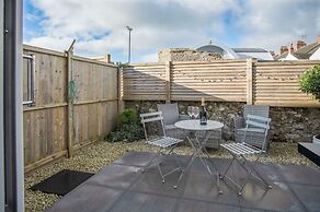 Ty Melyn - 2 Bedroom Cottage - Tenby