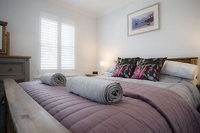 Ty Melyn - 2 Bedroom Cottage - Tenby