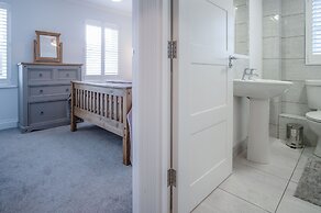 Ty Melyn - 2 Bedroom Cottage - Tenby