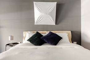 Design Spacious Loft in Navigli - Hosted by Sweetstay