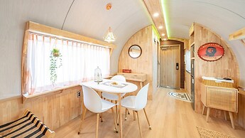 Gapyeong Iseom Poolvilla Pension