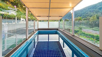 Gapyeong Iseom Poolvilla Pension