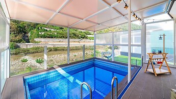 Gapyeong Iseom Poolvilla Pension