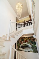 King George Boutique