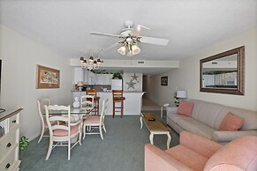 Pelican Beach 1008 1 Bedroom Condo by Pelican Beach Management