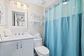 Pelican Beach 1108 1 Bedroom Condo by Pelican Beach Management