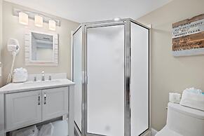 Pelican Beach 1108 1 Bedroom Condo by Pelican Beach Management