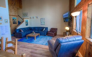 Life's Better The Milky Way 4 Bedroom Condo by RedAwning