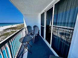 Pelican Beach 0404 1 Bedroom Condo by Pelican Beach Management