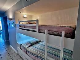 Pelican Beach 0404 1 Bedroom Condo by Pelican Beach Management