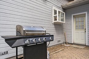 Sierra Mountain Lodge 3 Bedroom Home by RedAwning