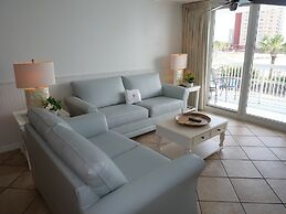 Pelican Beach 0212 2 Bedroom Condo by Pelican Beach Management