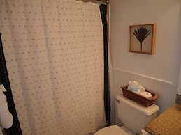 Pelican Beach 0212 2 Bedroom Condo by Pelican Beach Management