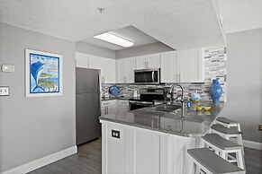 Pelican Beach 0211 1 Bedroom Condo by Pelican Beach Management