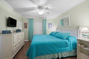 Pelican Beach 1002 1 Bedroom Condo by Pelican Beach Management