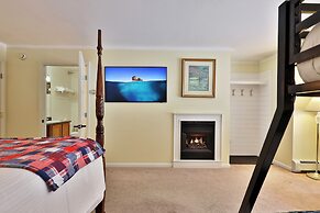 The Birch Ridge: Family Room #11 - Queen/bunkbed Suite In Killington, 