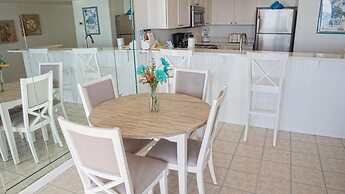 Pelican Beach 0206 1 Bedroom Condo by Pelican Beach Management