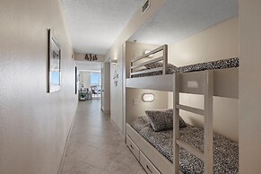 Pelican Beach 1406 1 Bedroom Condo by Pelican Beach Management