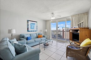 Pelican Beach 1816 2 Bedroom Condo by Pelican Beach Management