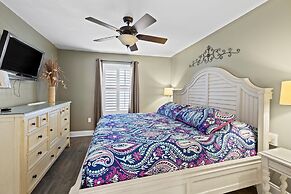 Pelican Beach 1411 1 Bedroom Condo by Pelican Beach Management