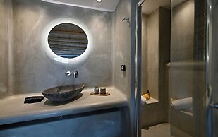 Paraga Scorpios Villa 2 7mins Walk to Beach by Calypso Sunset Villas