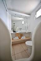 Paraga Scorpios Villa 2 7mins Walk to Beach by Calypso Sunset Villas