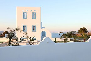 Xenos Villa 5 With a Private Pool Near the sea