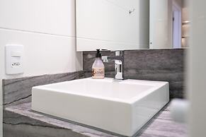 Santorini Confort Club