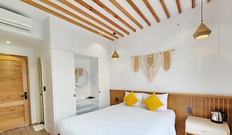 Riverside Mini Hotel Grand World