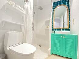 Riverside Mini Hotel Grand World