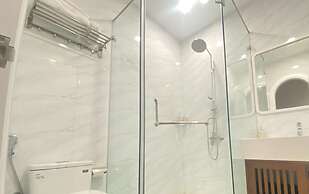 Riverside Mini Hotel Grand World