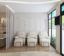 Riverside Mini Hotel Grand World