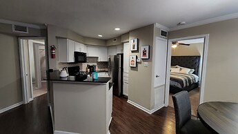 Near Nrg - Book For Rodeo - 2 Bedroom 2 Bath - Resort Style Pool
