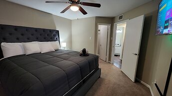 Near Nrg - Book For Rodeo - 2 Bedroom 2 Bath - Resort Style Pool