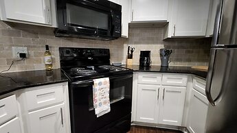 Near Nrg - Book For Rodeo - 2 Bedroom 2 Bath - Resort Style Pool