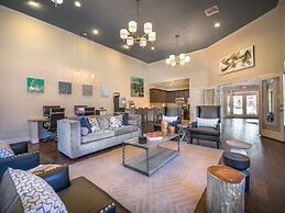 Near Nrg - Book For Rodeo - 2 Bedroom 2 Bath - Resort Style Pool