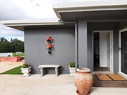 Room-cozy Room With Separate Entrance an