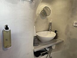 Charming 2-bed Villa in Thera With Outdoor hot tub