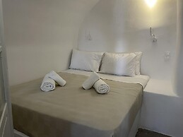 Charming 2-bed Villa in Thera With Outdoor hot tub