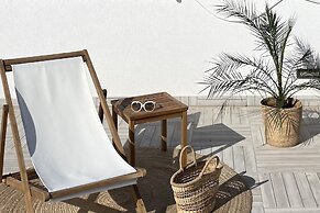 Cozy Loft Studio With Rooftop, Seaview & Pool