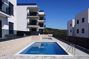 Cozy Loft Studio With Rooftop, Seaview & Pool