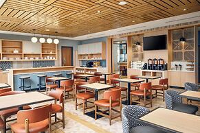 Hyatt Place Melbourne Airport