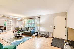 Charming Mid Century Home Near Airport & Columbia River