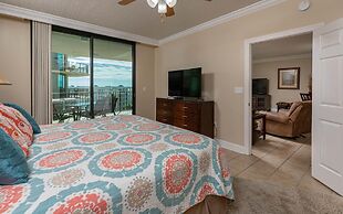 Phoenix on the Bay 2 by Brett Robinson Vacations