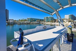 Phoenix on the Bay 2 by Brett Robinson Vacations