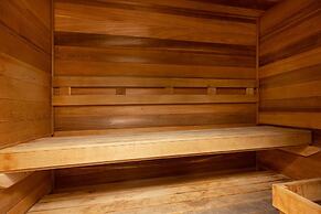 Phoenix on the Bay 2 by Brett Robinson Vacations