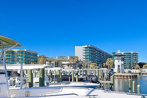 Phoenix on the Bay 2 by Brett Robinson Vacations