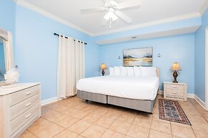 Phoenix on the Bay 2 by Brett Robinson Vacations