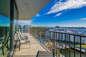 Phoenix on the Bay 2 by Brett Robinson Vacations